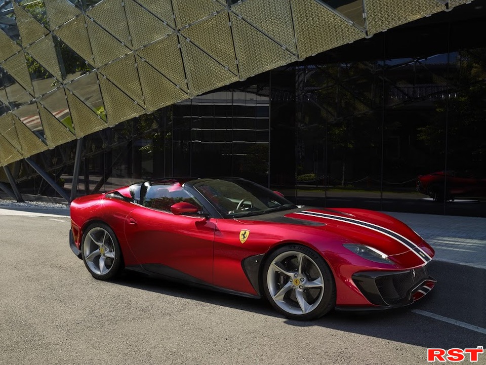 Ferrari презентовала SP51