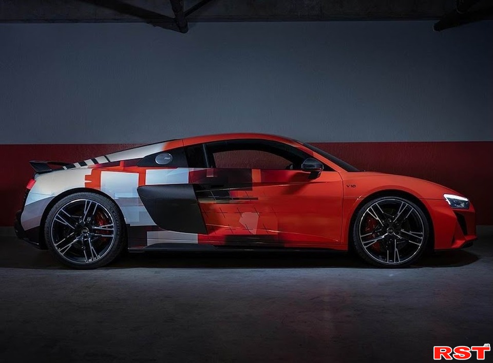 Audi   R8