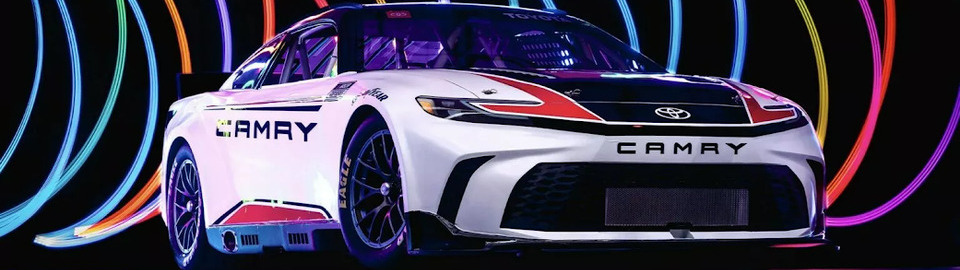 Toyota подготовила Camry для NASCAR